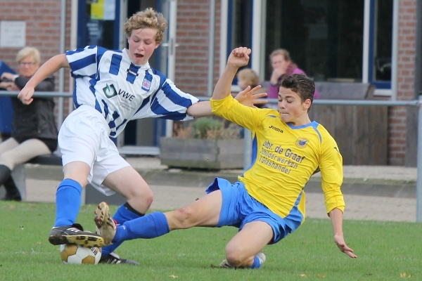 Foto: Teisterbanders B1 - Emplina B1
