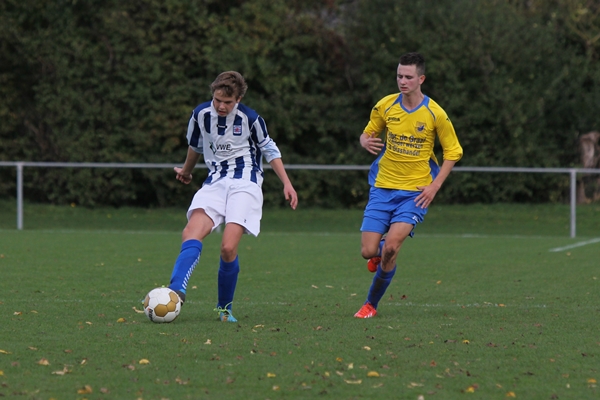 Foto: Teisterbanders B1 - Emplina B1