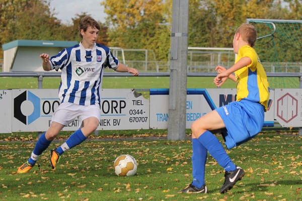 Foto: Teisterbanders B1 - Emplina B1