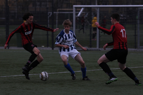 Foto: OJC Rosmalen B3 - Teisterbanders B1
