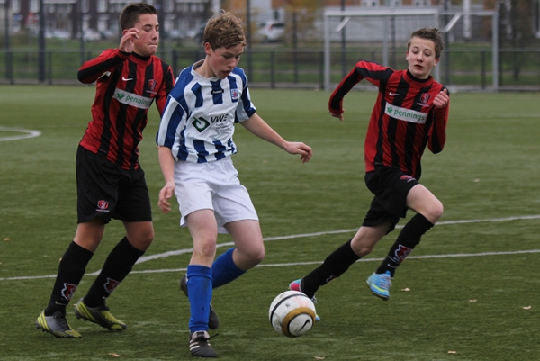 Foto: OJC Rosmalen B3 - Teisterbanders B1