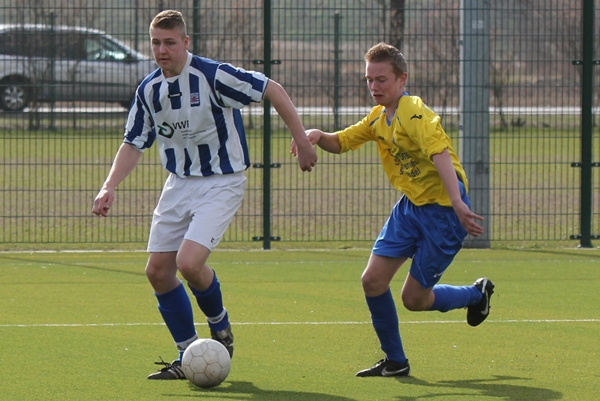 Foto: Emplina B2 - Teisterbanders B1