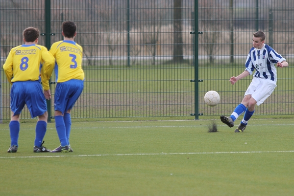 Foto: Emplina B2 - Teisterbanders B1