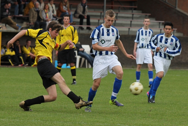 Foto: Teisterbanders B1- Sint Michielsgestel