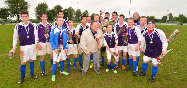 Foto: Teisterbanders B2 kampioen