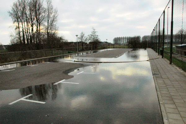 Foto: Schaatsbaan in aanleg