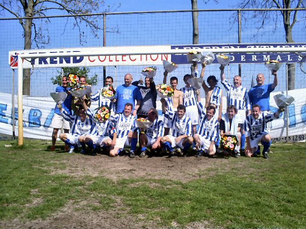 Foto: Teisterbanders 5 kampioen.