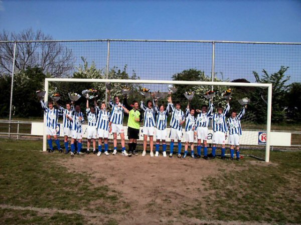 Foto: Teisterbanders C1 kampioen.