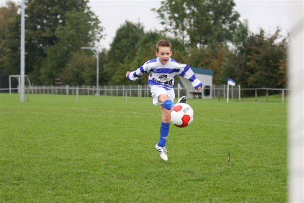 Foto: Feestje seniorenspelers en sponsoren