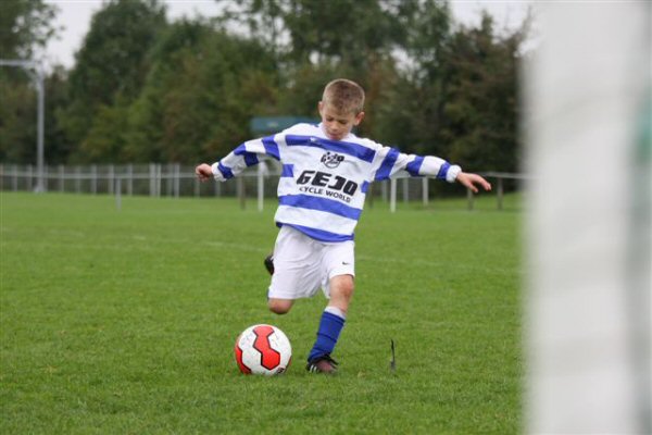 Foto: Feestje seniorenspelers en sponsoren