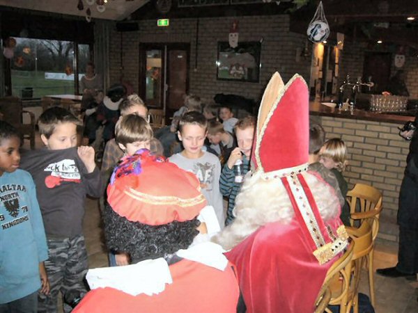 Foto: Sinterklaas bij Teisterbanders