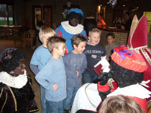 Foto: Sinterklaas bij Teisterbanders