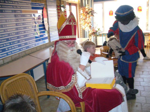 Foto: Sinterklaas bij Teisterbanders