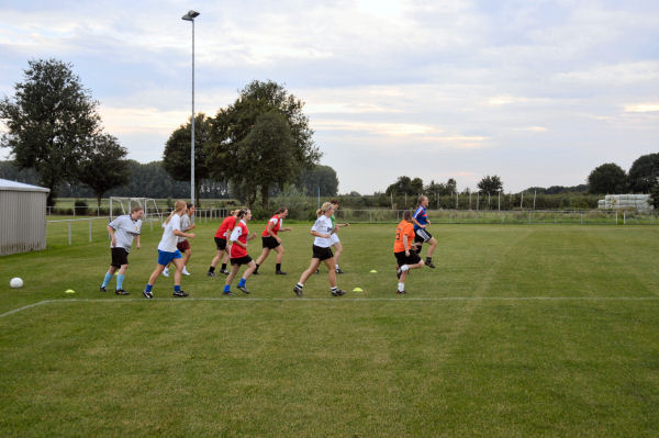 Foto: Dameselftal gestart