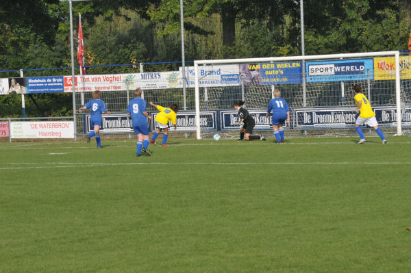 Foto: Nieuwkuijk DA1 - Teisterbanders DA1