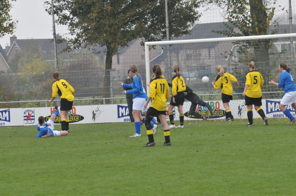 Foto: Teisterbanders DA1 - St. Michielsgestel DA1