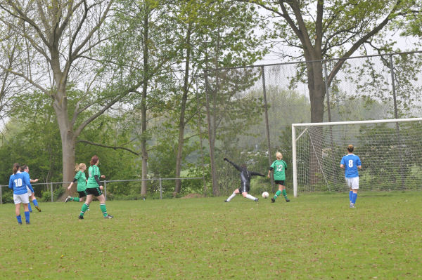 Foto: D.V.C. Den Dungen DA1 - Teisterbanders DA1