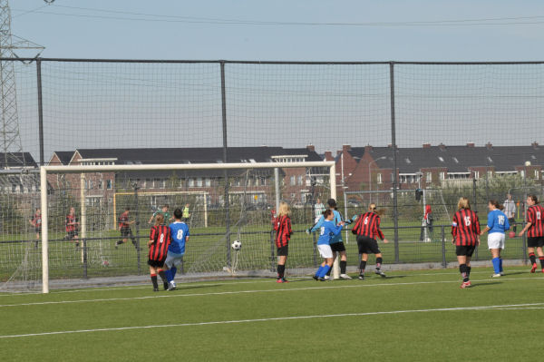 Foto: O.J.C. Rosmalen DA1 - Teisterbanders DA1