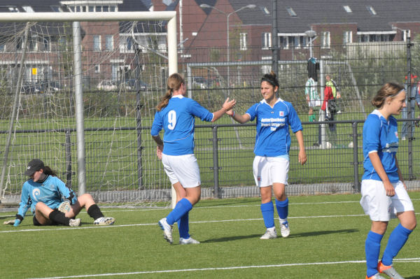 Foto: O.J.C. Rosmalen DA1 - Teisterbanders DA1