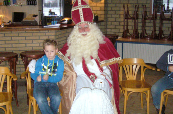 Foto: Sinterklaas bij Teisterbanders