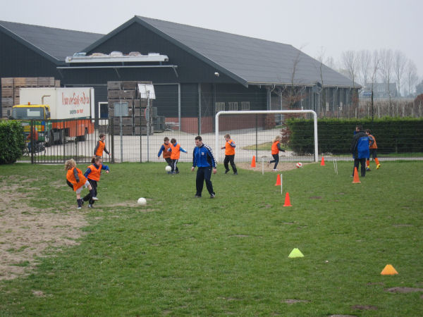 Foto: Schoolvoetbalclinic