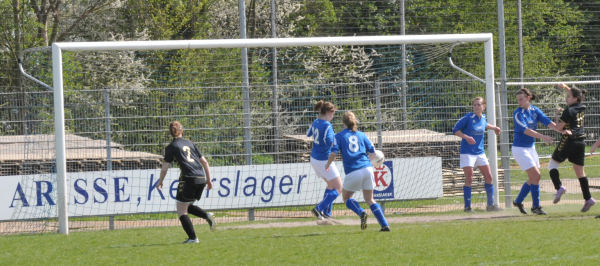 Foto: Teisterbanders DA1 - Blauw Wit'81 DA1