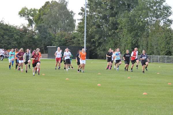 Foto: Selecties werken eerste training af