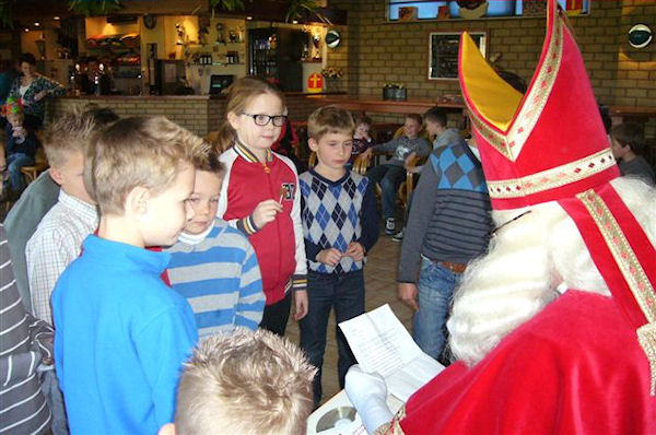 Foto: Sinterklaas bij Teisterbanders