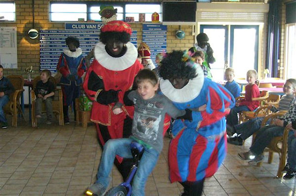 Foto: Sinterklaas bij Teisterbanders