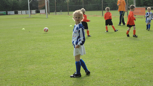 Foto: Mini's winnen toernooi