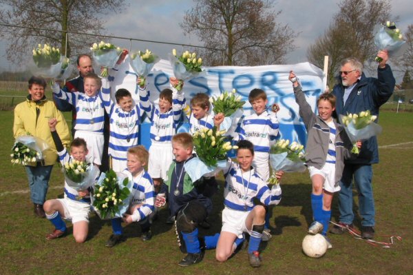 Teisterbanders E1 kampioen.