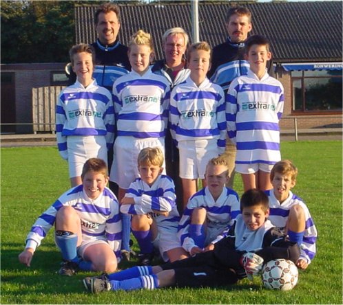 Foto Teisterbanders E2 seizoen 2002 - 2003